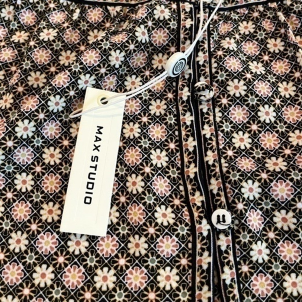 NWT Max Studio Floral Patterned Half Sleeve a Top Small - Picture 15 of 16